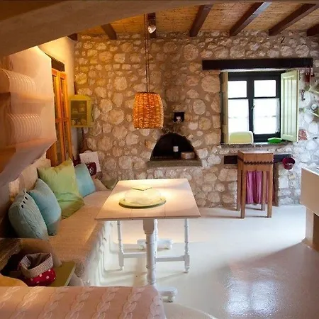 Villa Archaion Kallos